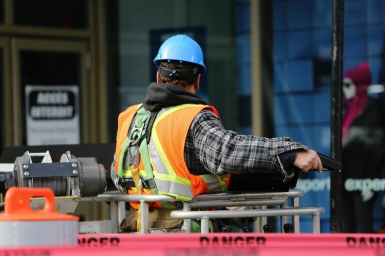 Constructor en elevadora